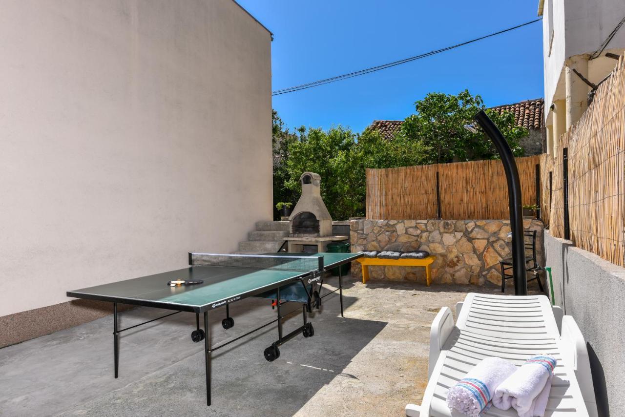 Apartment Loro With Jacuzzi Posedarje Zewnętrze zdjęcie